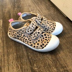 Cat & Jack Velcro sneakers